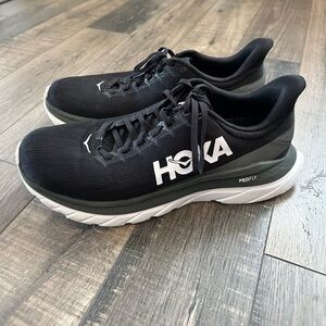 Hoka One One Mach 4 Black White Running Shoes Mens Size 11 1113528BDSD